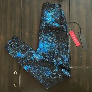 Carbon38 Metallic Blue and Black Leggings